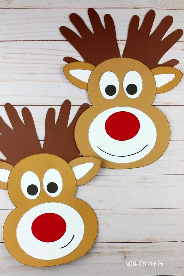 Simple handprint reindeer project