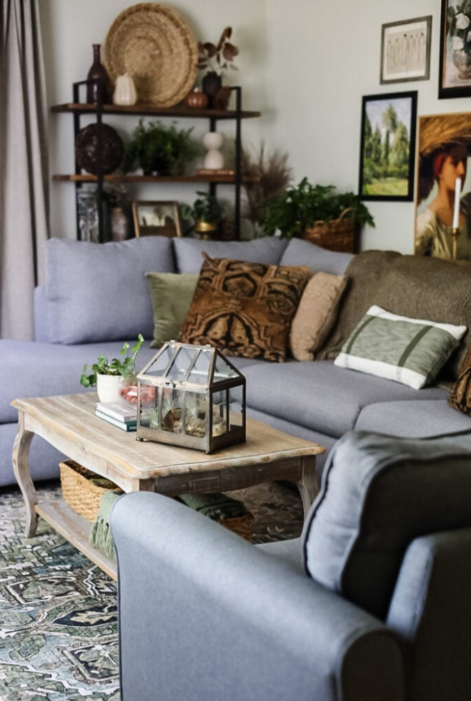 living room decorated for Fall