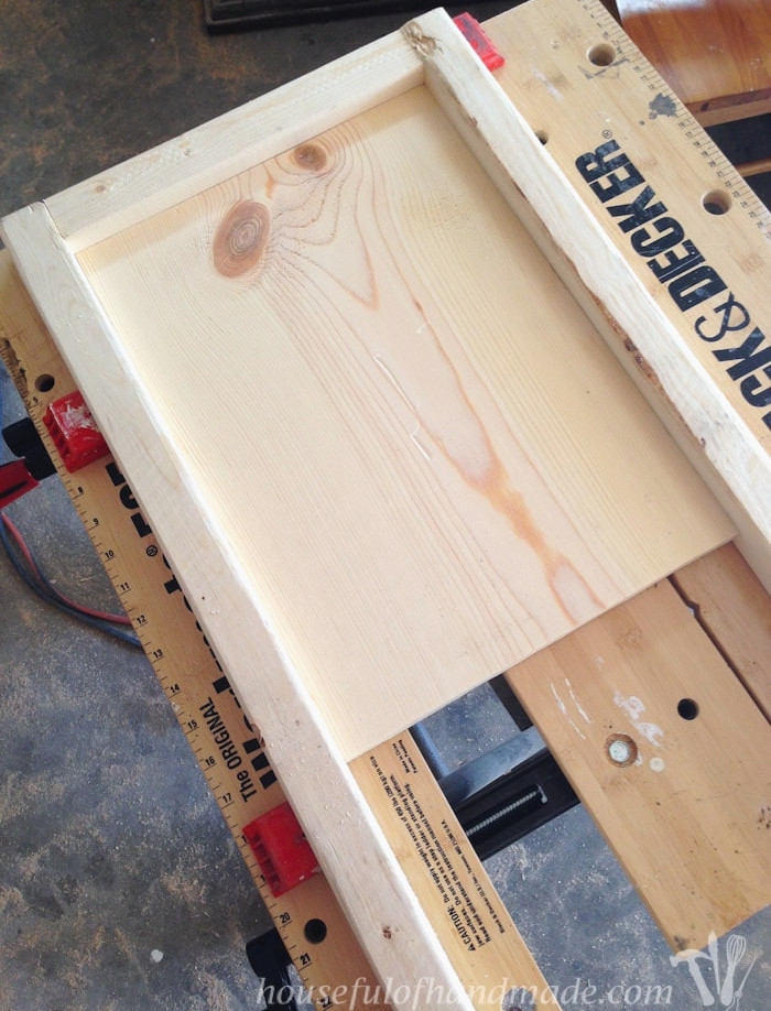 2x2 boards for the legs and frame of the console table with 1x12 side piece.