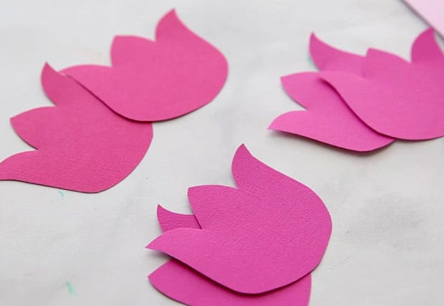 Cut out Paper Tulips