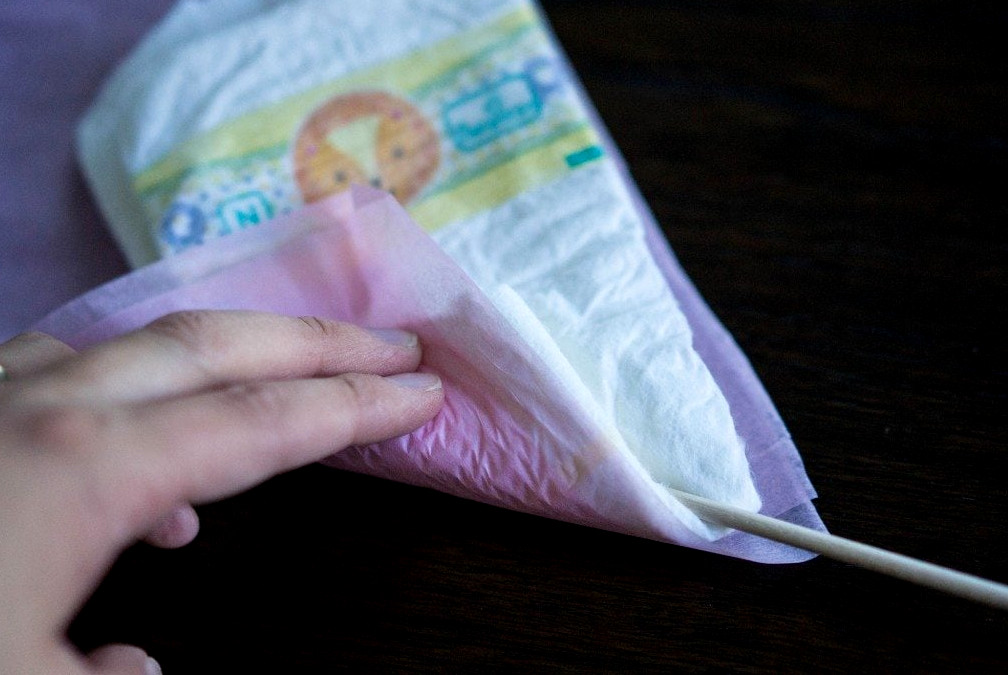 How to make a diaper bouquet 4
