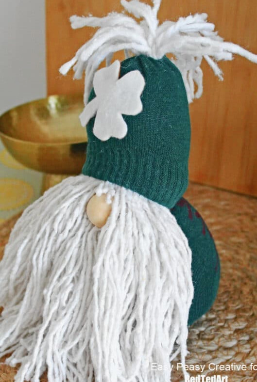 side view sock gnome