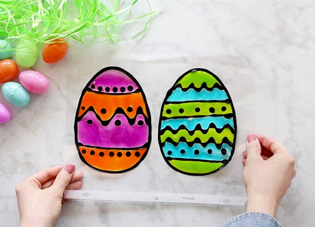 Color in entire egg