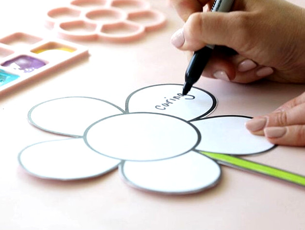 Write Words on the Flower