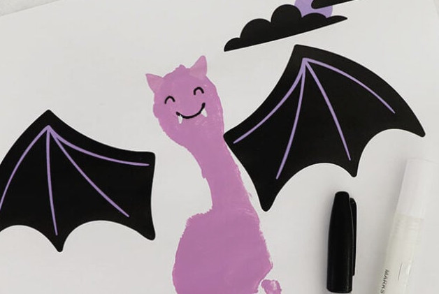 Adding face details onto bat footprint