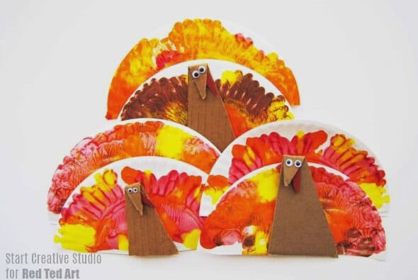 Easy Paper Plate Turkey Craft