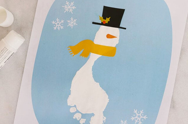 Attaching snowman features with glue