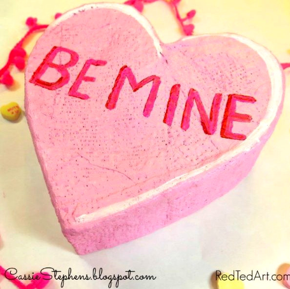 Fun Giant Conversation Hearts DIYs! This is great Valentine's Day Art project for kids - making your own Giant Conversation Hearts Sculptures for Valentines