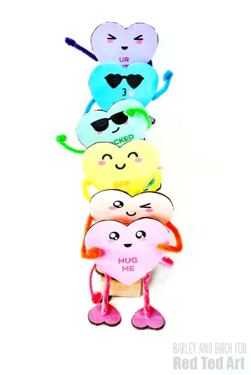 Conversation Heart Crafts for Valentine's Day. DIY Conversation Heart BFFs Craft for Kids to make - cute Valentine's Card DIY for kids #valentines #conversationhearts #cards #printables