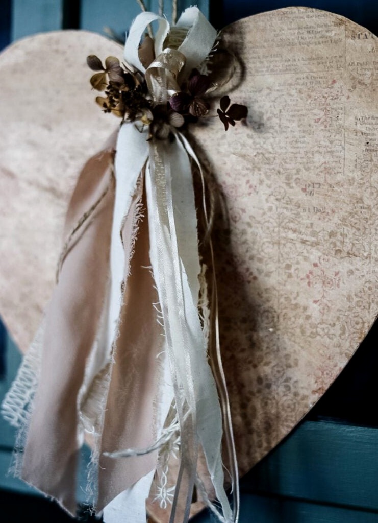 vintage looking heart decoration