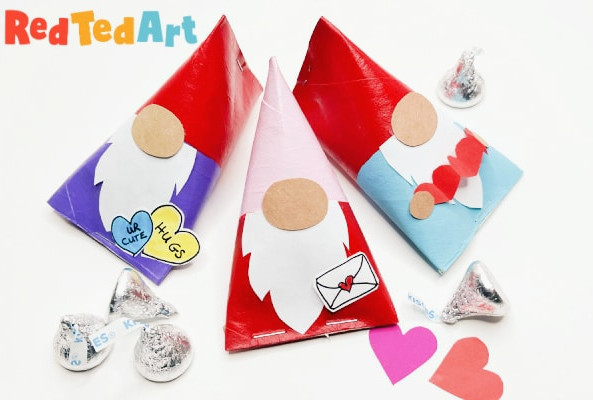 valentines gift box gnomes