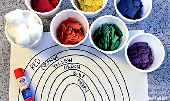 paper rainbow craft set up
