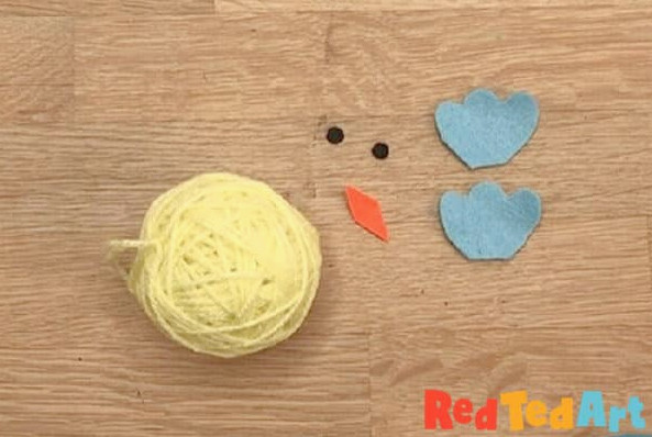 felt pieces for yarn chick