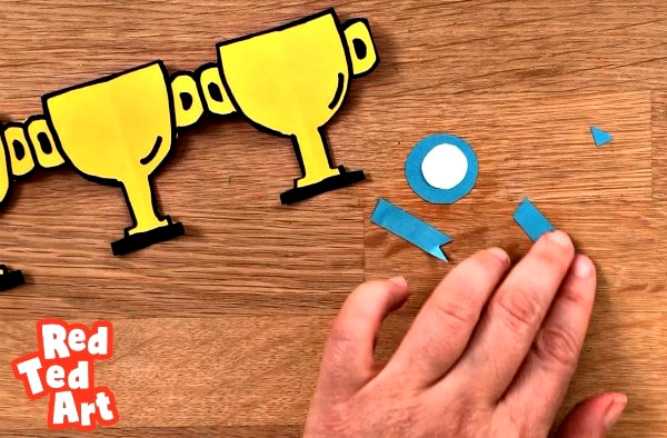 paper trophy with rosette making