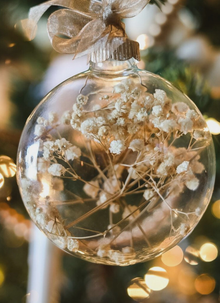 glass ornament containing dried baby's breath