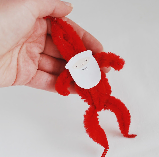 Pipe cleaner vintage santa ornament