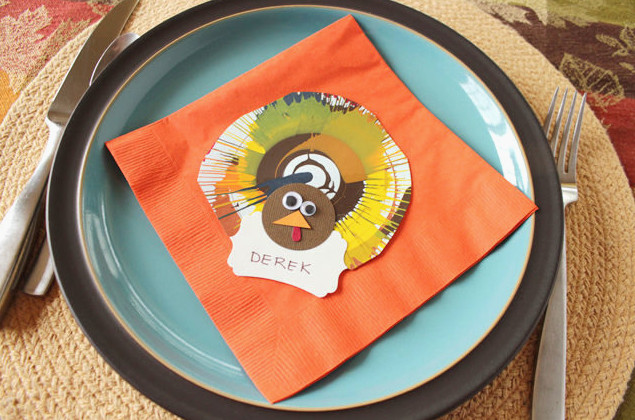 Spin Art Thanksgiving Table Cards