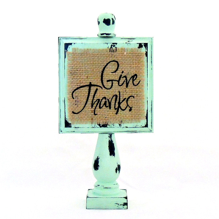 40+ Cute DIY Thanksgiving Decorations On a Dime