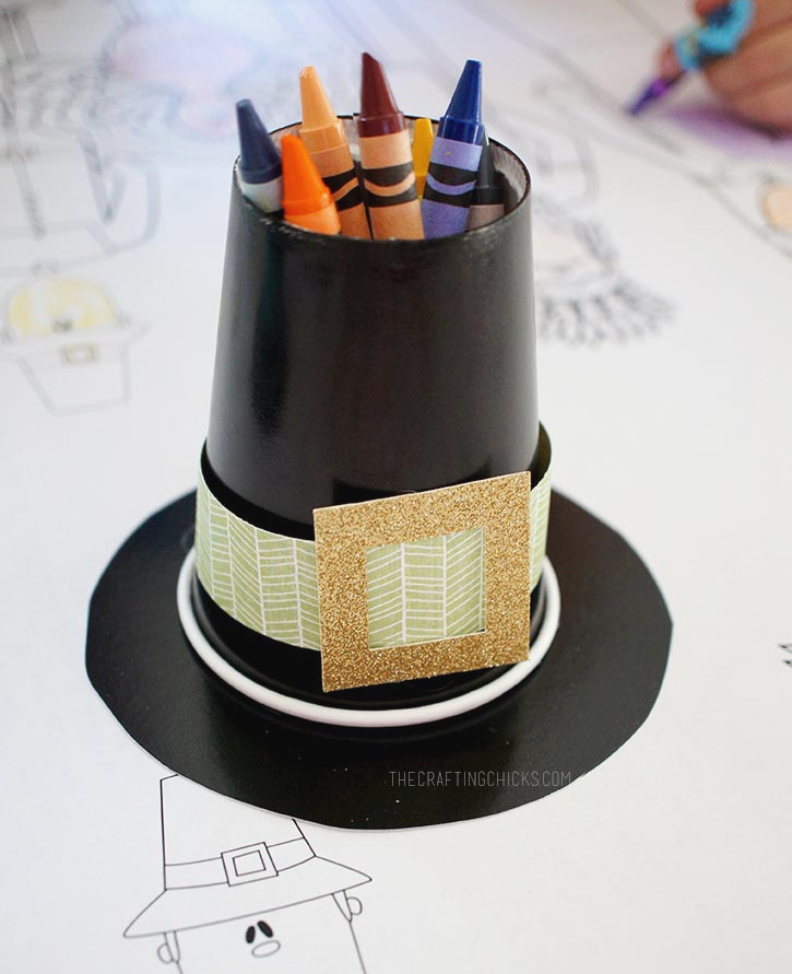 Crayon Holders Shaped Like Pilgrim Hats