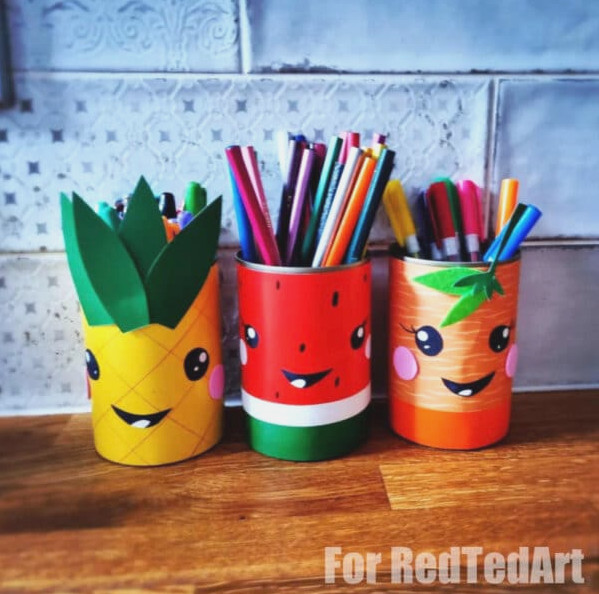 Sumer fruits pen pots