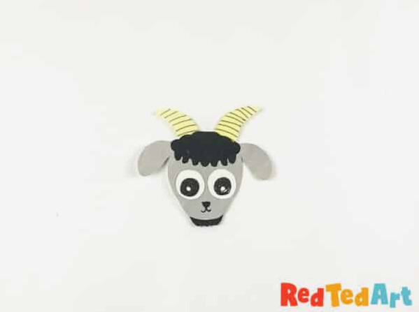 assemble the paper goats face